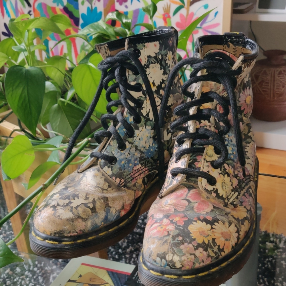 Vintage 1990s Floral Doc Martens